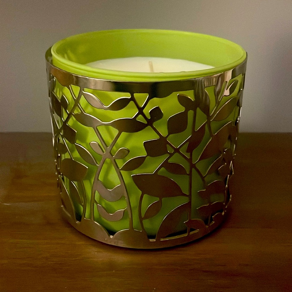 🔥NEW Bath & Body Works candle holders (set of 2)
